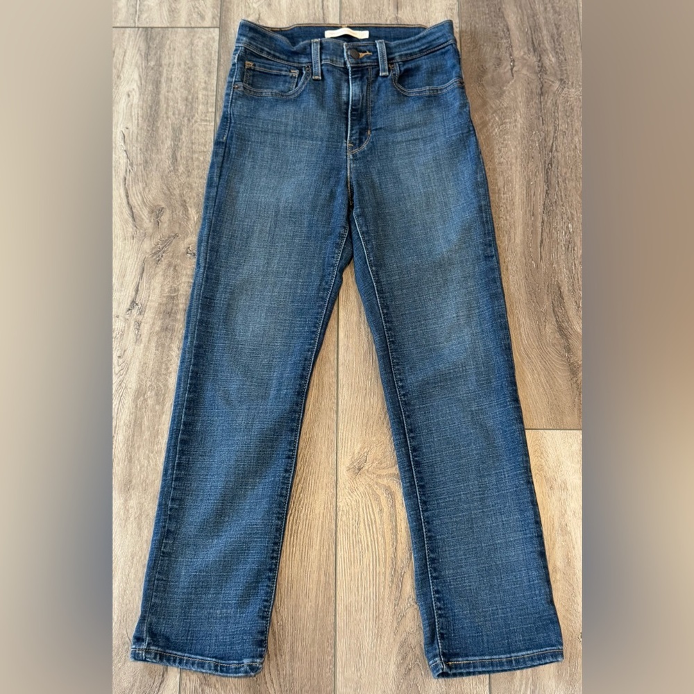 Levi’s 724 High-Rise Straight Jeans Women’s 27x25” Stretch Light-Weight Denim